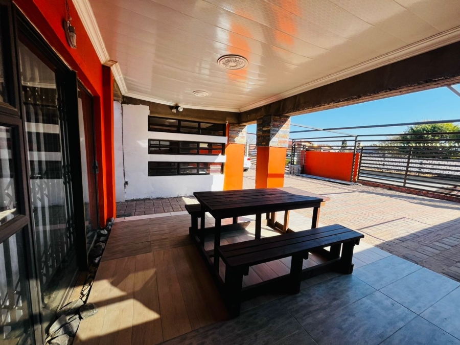 3 Bedroom Property for Sale in Bloemside 2 Free State